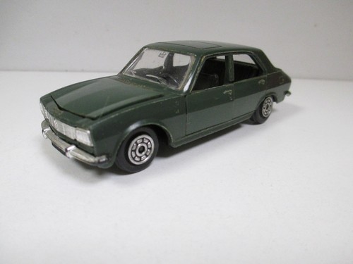 Peugeot 504 vert kaki green - peugeot,
