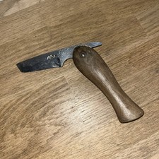 Couteau Pliant Type Bunka