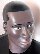 tête de mannequin africain