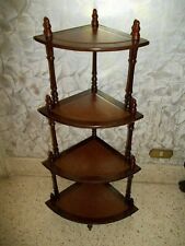 coin ancien - étagère 900