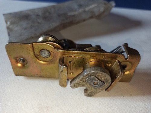 Serrure gauche neuve 434 - 1,