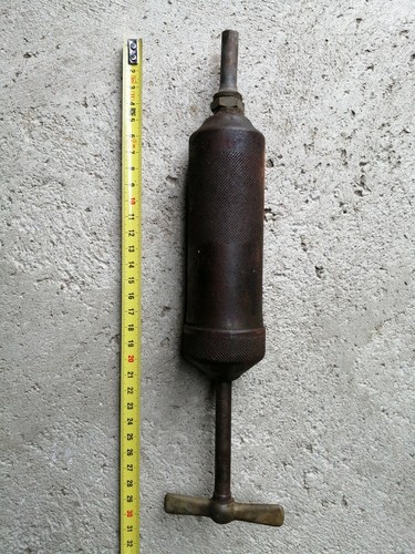 Ancienne pompe graisse oda - pompe, à