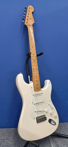 Guitare électrique fender - guitare,