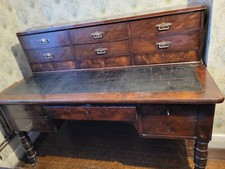Bureau Louis Philippe à Gradin en noyer complet, A reviser & A requinquer 
