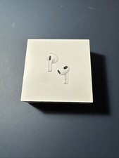 Apple AirPods (3ᵉ génération) avec Boîtier de Charge MagSafe ​​​​​​​(2021)
