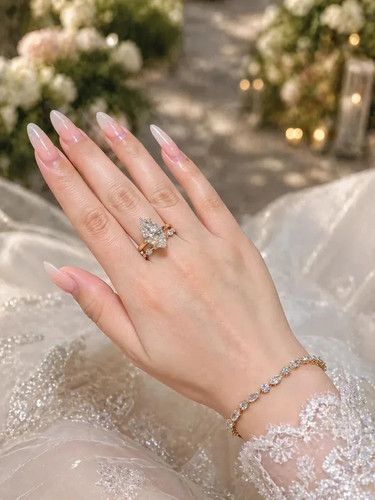Bague sertie diamants 5 - bague,