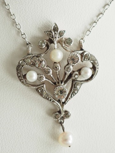 Collier ancien art - art, nouveau