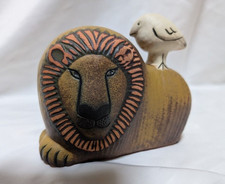 Petite figurine en poterie