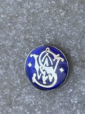 Pin’s Weapon Arme Smith & Wesson And S&W Colt Revolver Gun Signé Sport Orlando