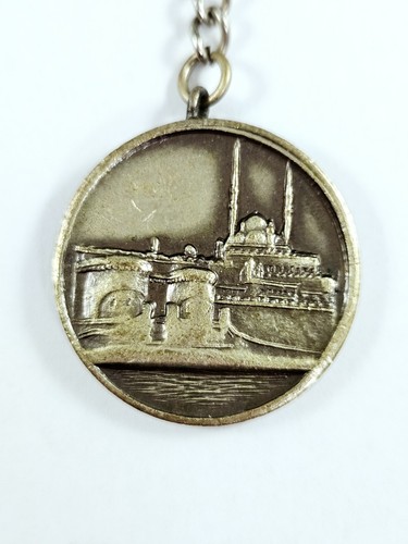 Porte cles souvenir - porte-cles,