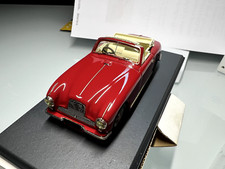 MAGNIFIQUE Aston Martin DB2 Factory Build en métal de la marque SMTS au 1/43