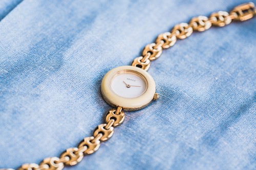 Gucci interchangeable bezel - interchangeable,
