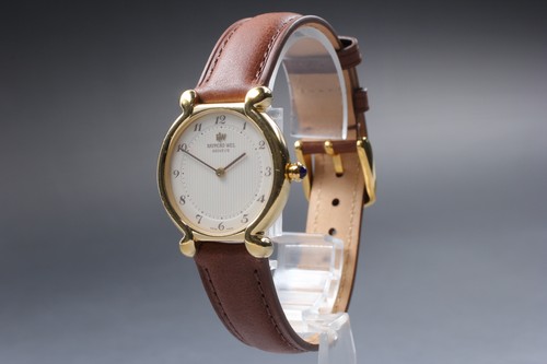 Presque comme neuf montre - [presque, neuf]