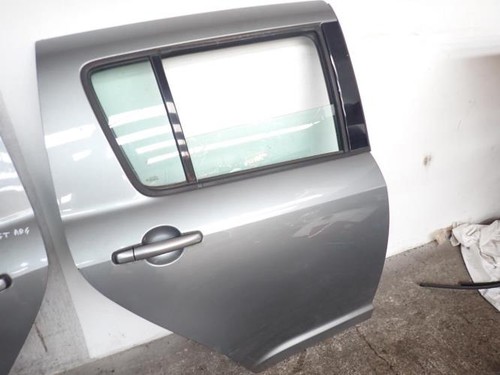 Porte arriere droit suzuki - porte,