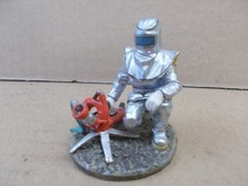 SOLDAT DE PLOMB DE COLLECTION : DELPRADO  POMPIER  tenue pour feu d'hydrocarbure