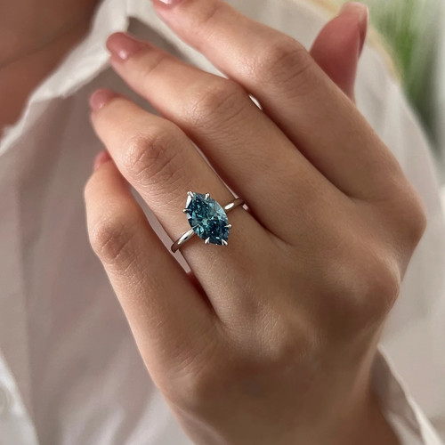 Bague diamant taille marquise
