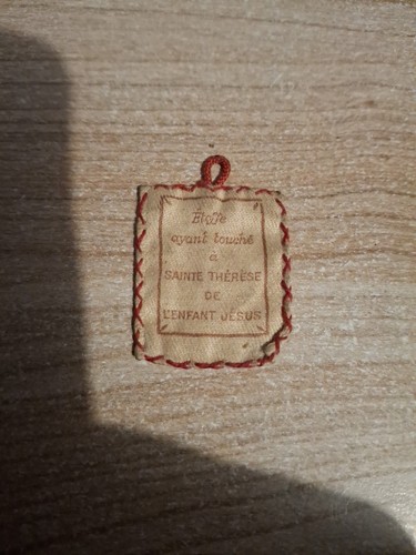Reliquaire etoffe sainte - etoffe,