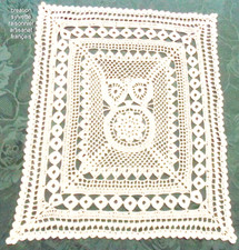  NAPPERON  FAIT MAIN CROCHET