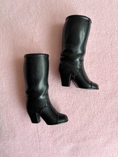 PAIRE DE BOTTES NOIRES POUR POUPÉE CATHIE BELLA