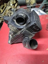 Boîtier Filtre À Air Renault clio 3 phase 2 année 2010 modèle 1.2 tce 100cv 