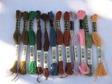 LOT DE 12 COTONS A BRODER DMC