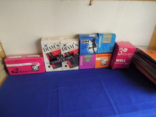 Lot boites collants - 9,