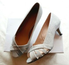 chaussures argentées neuves taille 39 étiquetées à 59,99€