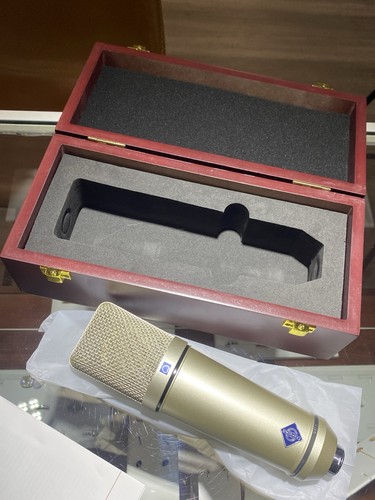 Neumann ai wired - neumann, 87