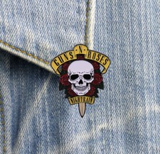 PIN'S BROCHE BADGE GUN'S N