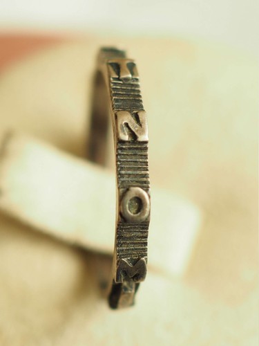 Bague religieuse ancienne - bague,
