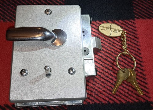 Very good vintage keeler lock - very,