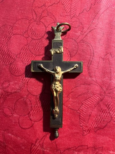 Relgion crucifix reliquaire - crucifix,
