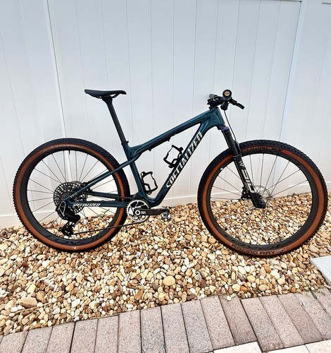 Specialized epic world - world, pro