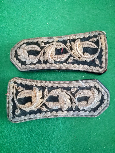 Corps préfectorale epaules - corps,