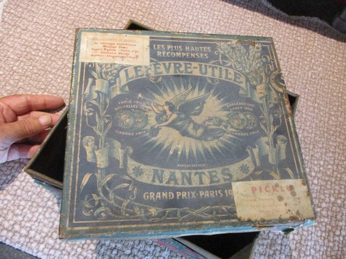 Ancienne boite tôle - ancienne,