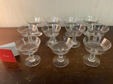 Coupes champagne proche - à,