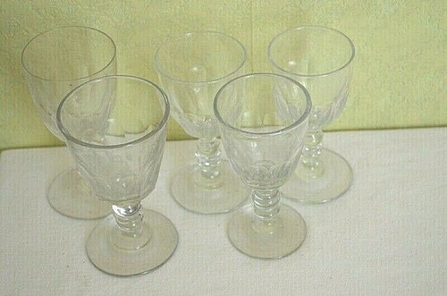 Petits verres liqueur - petits,