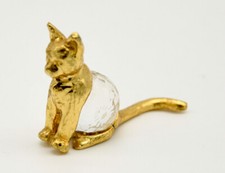 figurine de chat en cristal