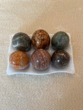 Lot de 6 oeufs en pierre