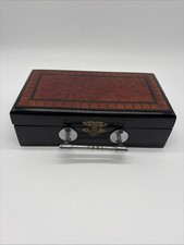 Boîte à bijoux vintage – Laquée noire et rouge avec mi R5