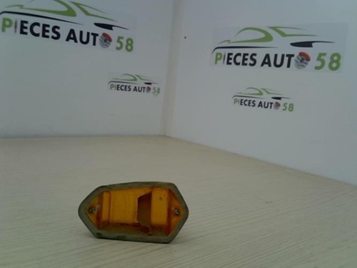 Feu arriere secondaire droit