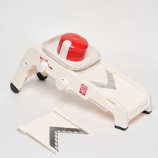New Tupperware Mandoline Mando