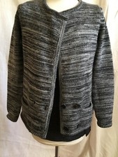 Veste gilet 100 % laine ISABEL MARANT taille 1 en très bon état.