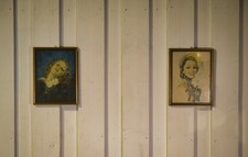 Paire de portraits féminins