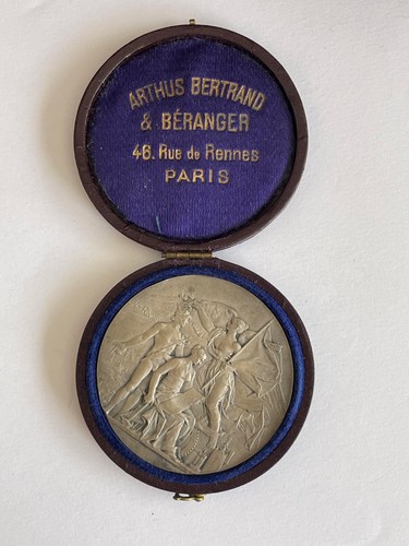 Ancienne medaille bronze - ancienne,