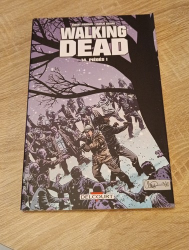 Livre walking dead - walking, tome