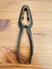 Ancien casse-noix / noisettes
