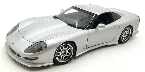 Autoart scale diecast - scale,