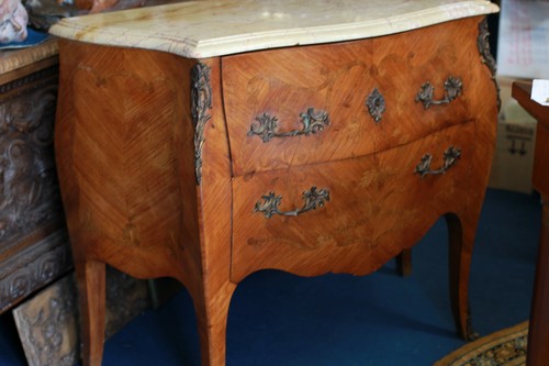 Commode galbé marqueterie - commode,