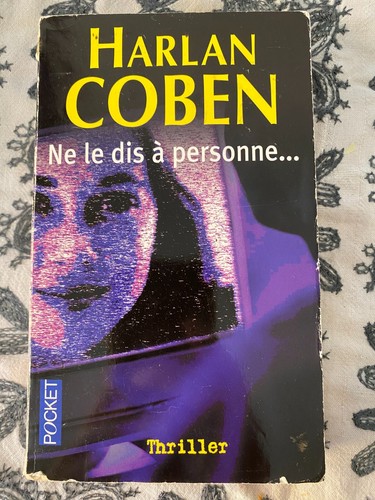 Dis personne harlan - à,